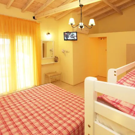 Suites Pierion Musses Skala Potamia  Exteriér fotografie